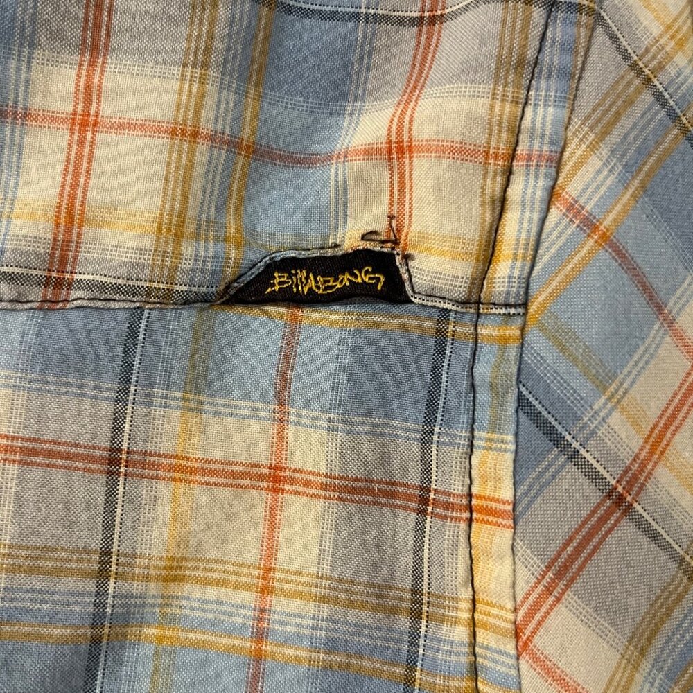 Y2K Vintage Billabong Short-Sleeve Button Up Shirt Men S